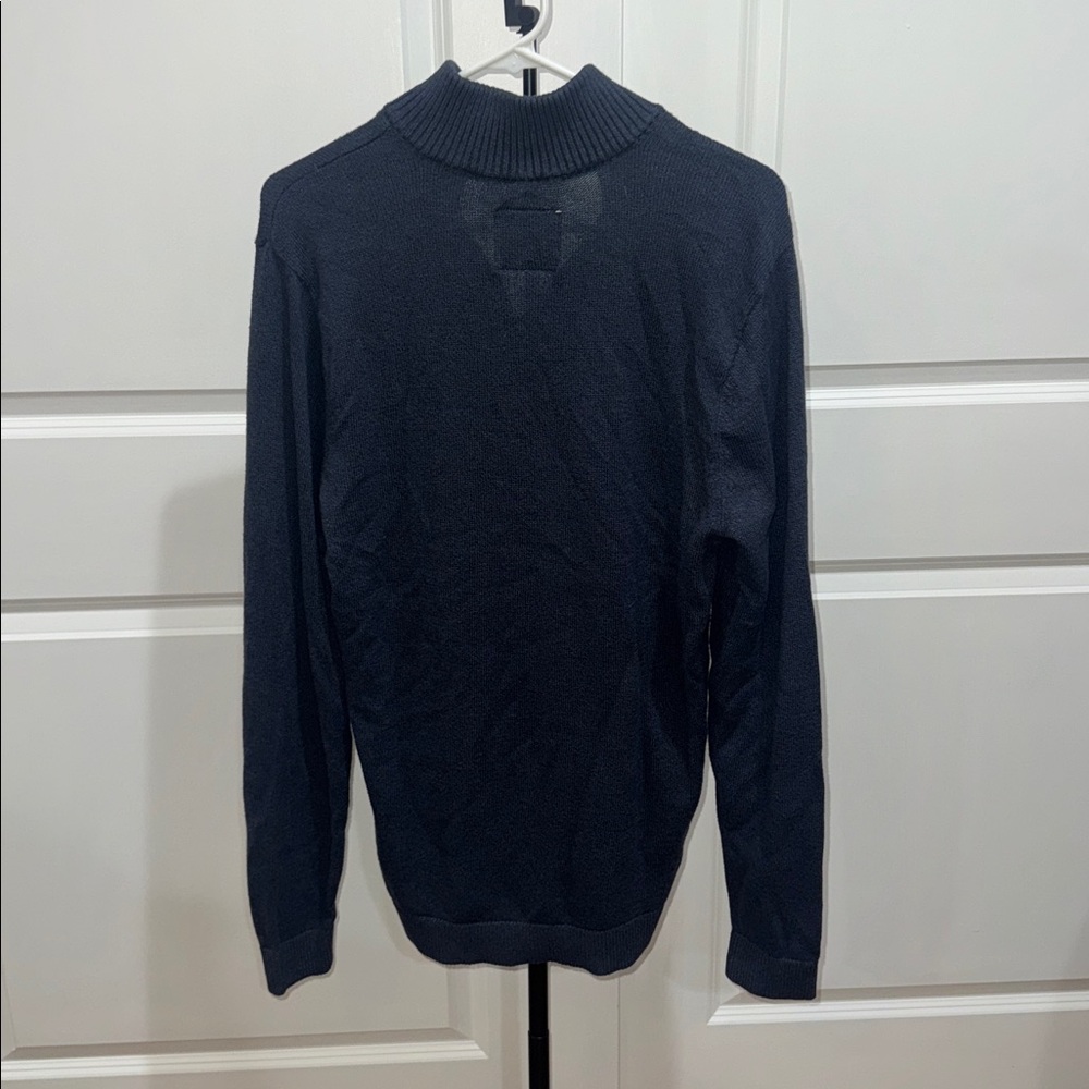 Hollister Men's Dark Blue Zip-Up Sweater - Picture 3 of 4